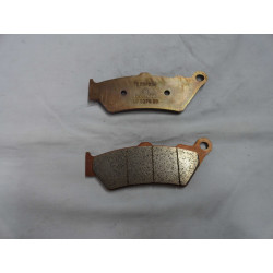 JEU DE GARNITURES DE FREINS...