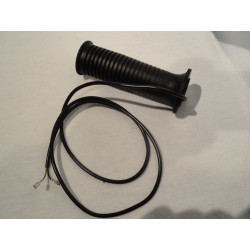 RAINURE DE POIGNEE GAUCHE