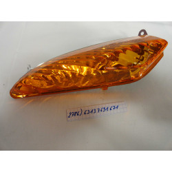 FEU CLIGNOTANT AVANT GAUCHE...