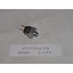 INTERRUPTEUR DE FEU DE STOP